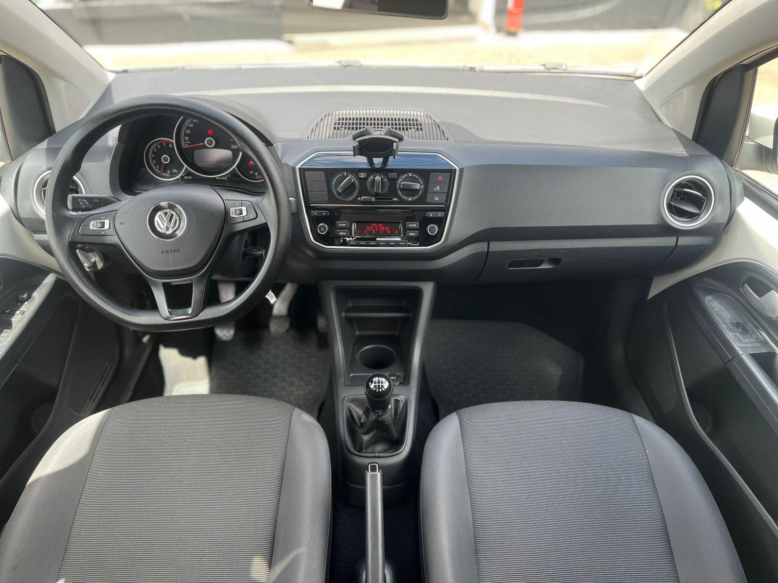 VOLKSWAGEN UP - Foto