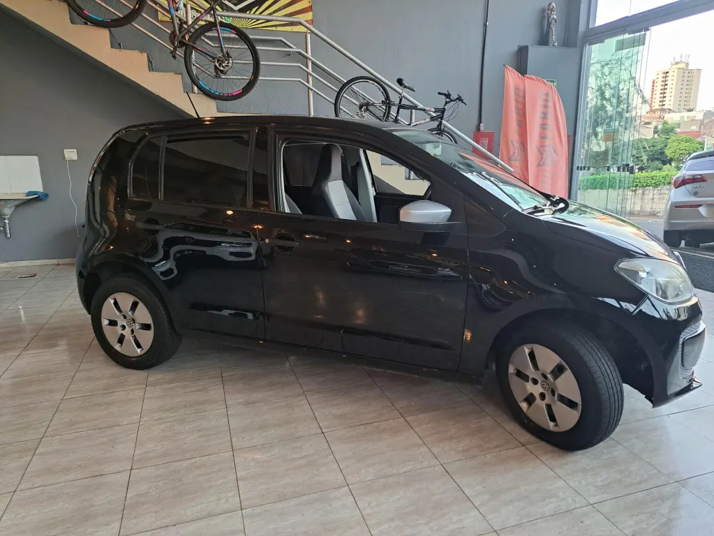 VOLKSWAGEN UP - Foto