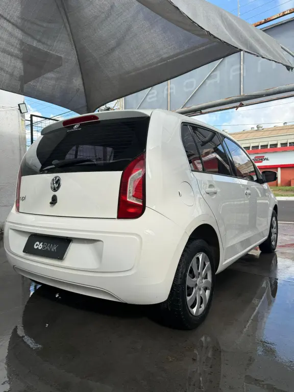 VOLKSWAGEN UP - Foto
