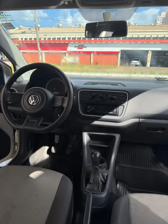 VOLKSWAGEN UP - Foto