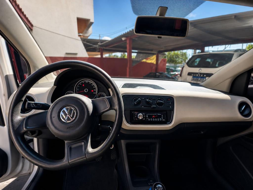 VOLKSWAGEN UP - Foto