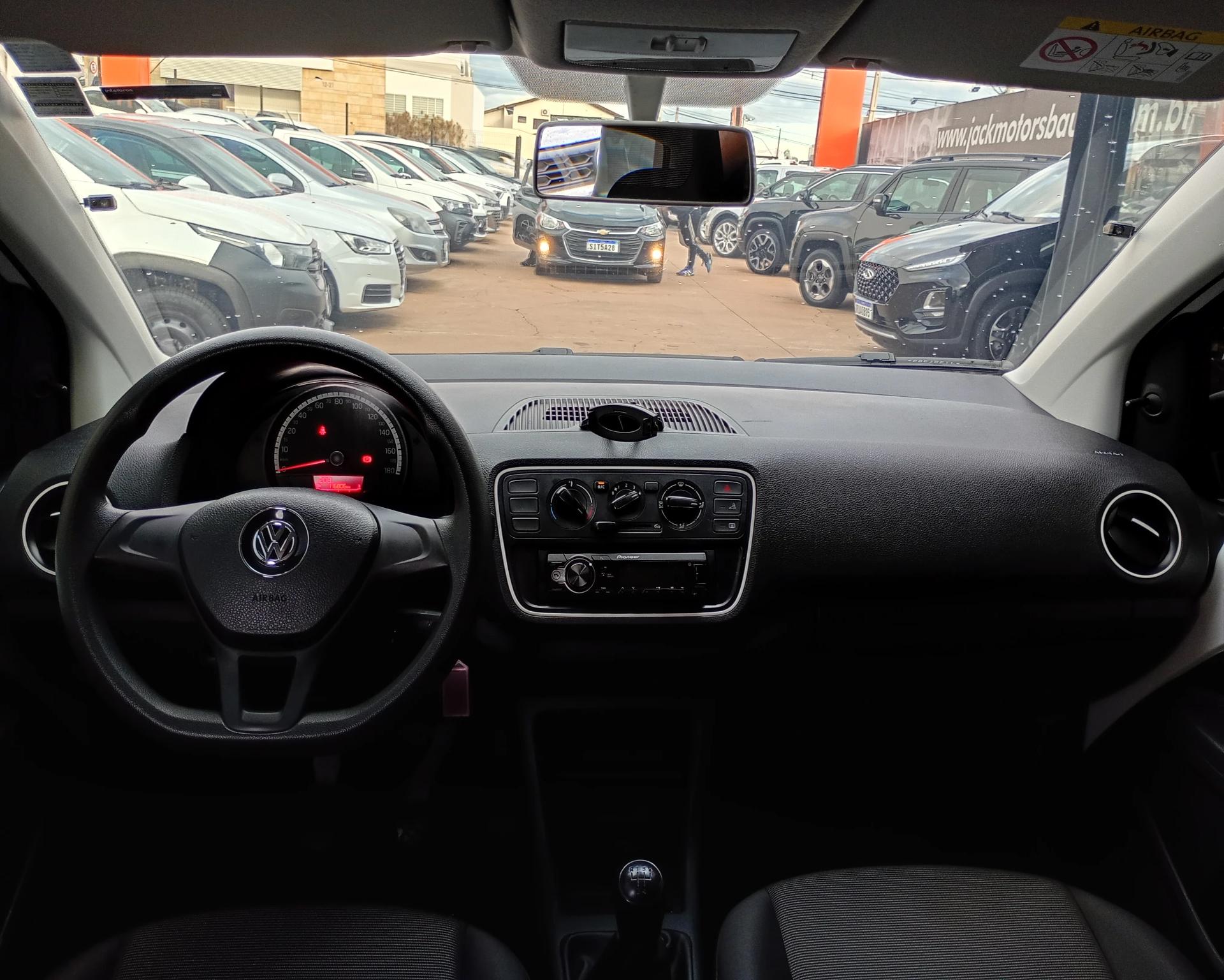 VOLKSWAGEN UP - Foto