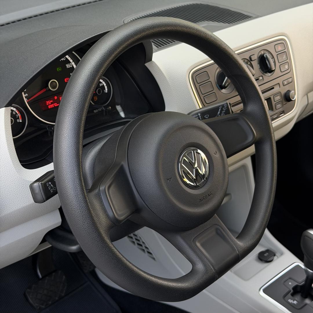 VOLKSWAGEN UP - Foto
