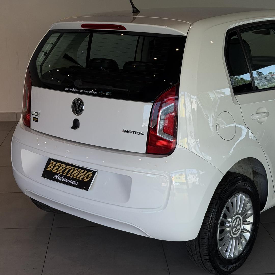 VOLKSWAGEN UP - Foto