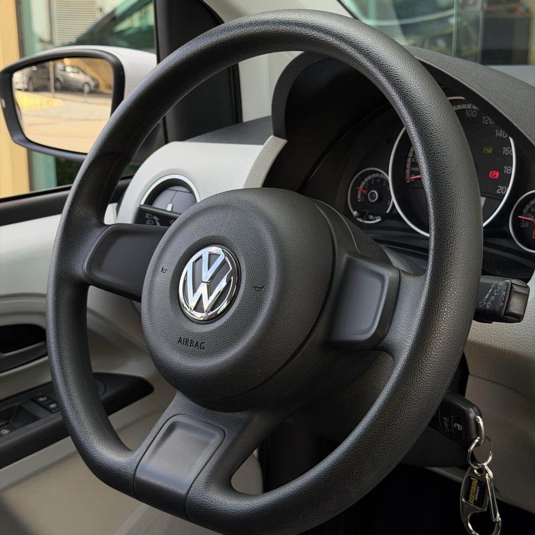 VOLKSWAGEN UP - Foto