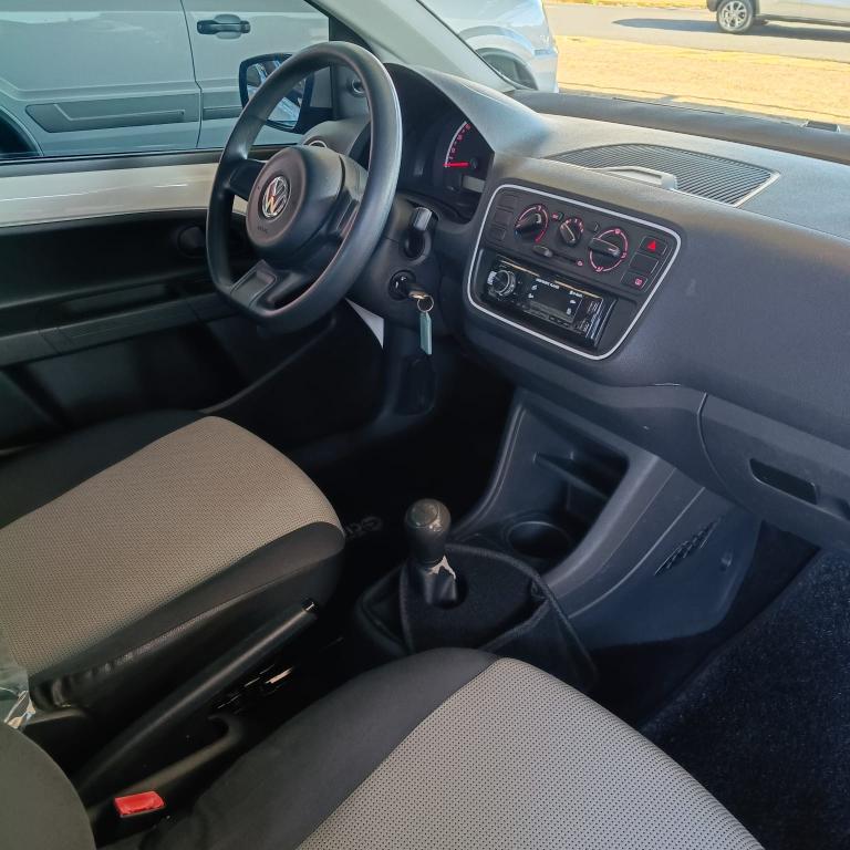 VOLKSWAGEN UP - Foto