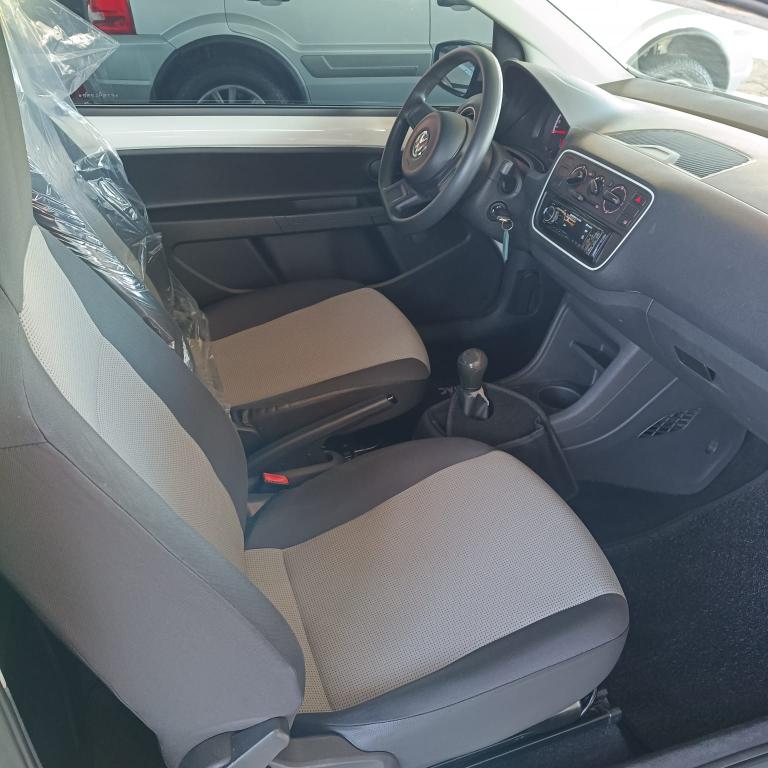 VOLKSWAGEN UP - Foto