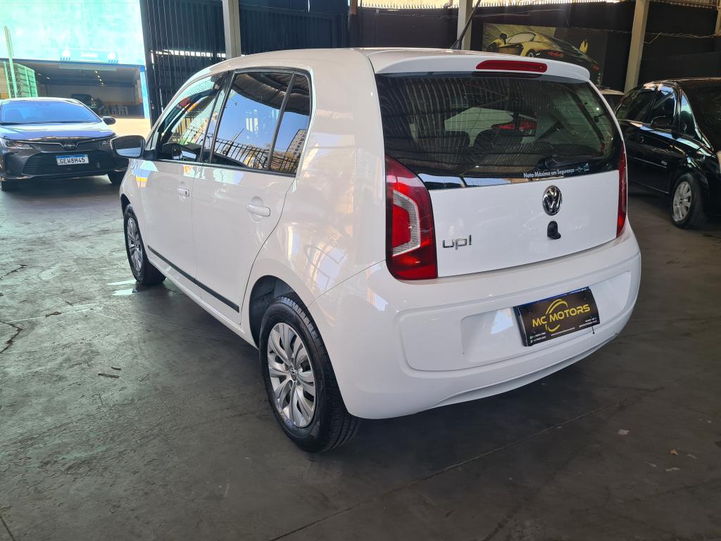 VOLKSWAGEN UP - Foto