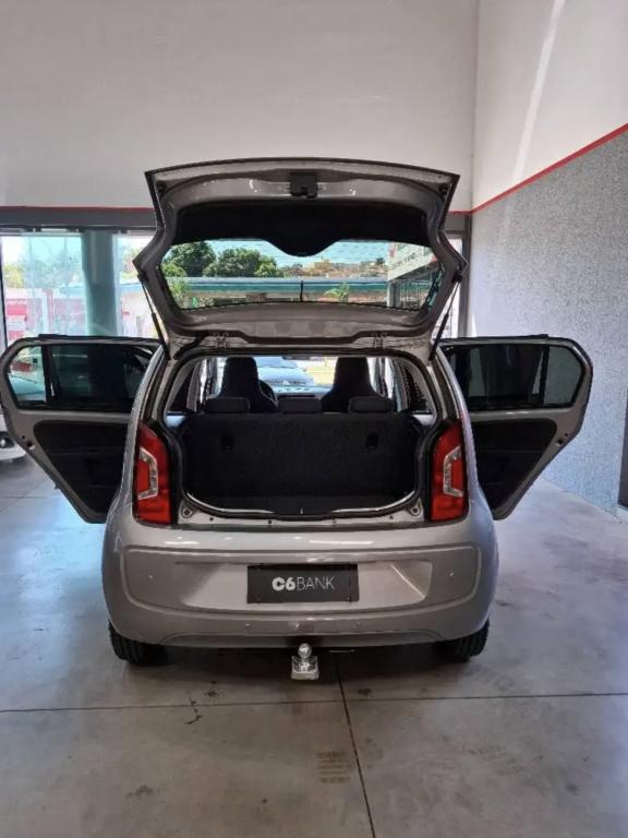 VOLKSWAGEN UP - Foto