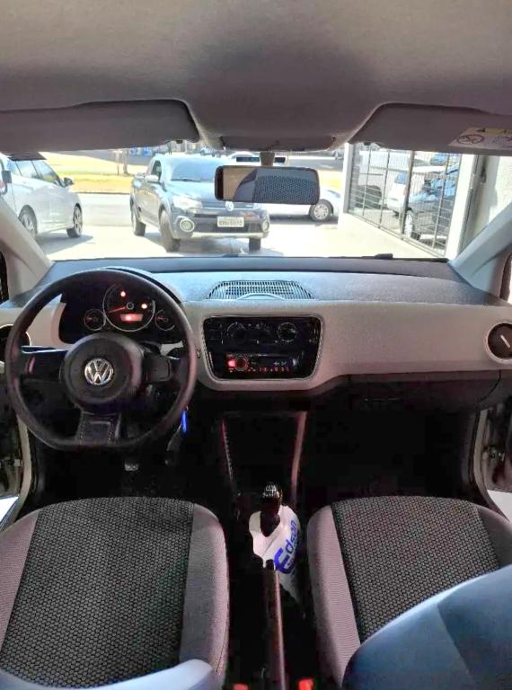 VOLKSWAGEN UP - Foto