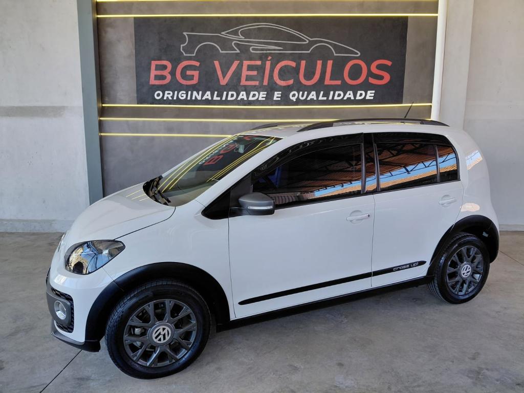 VOLKSWAGEN UP - Foto