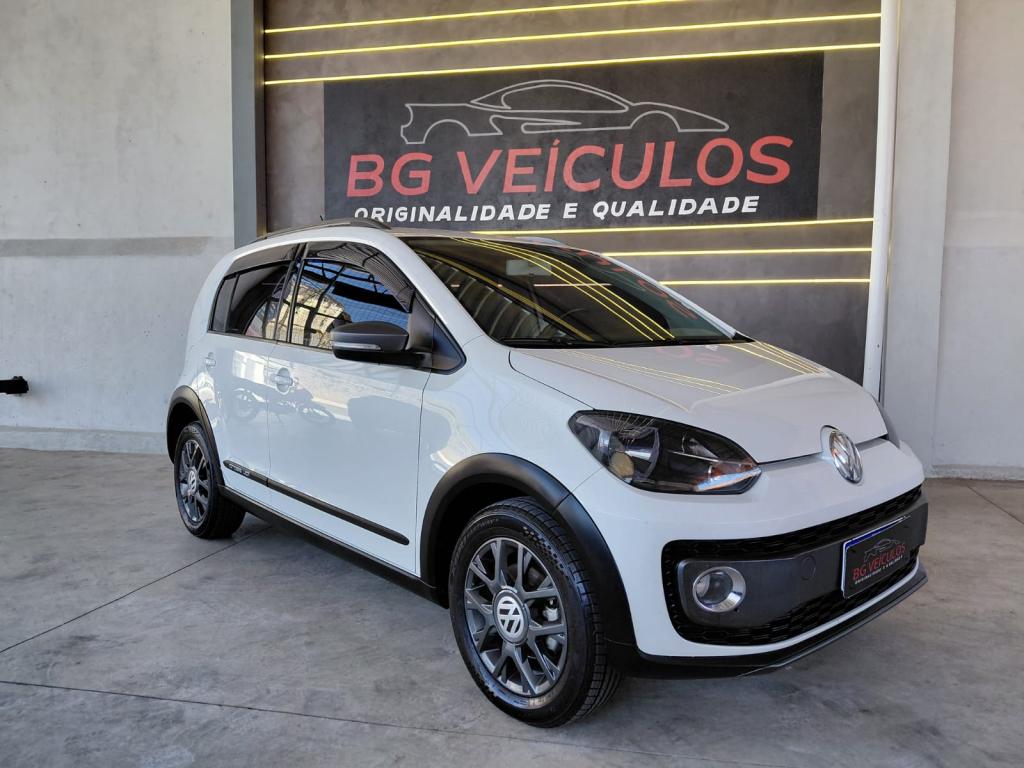 VOLKSWAGEN UP - Foto