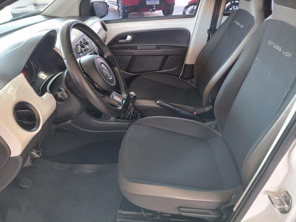 VOLKSWAGEN UP - Foto