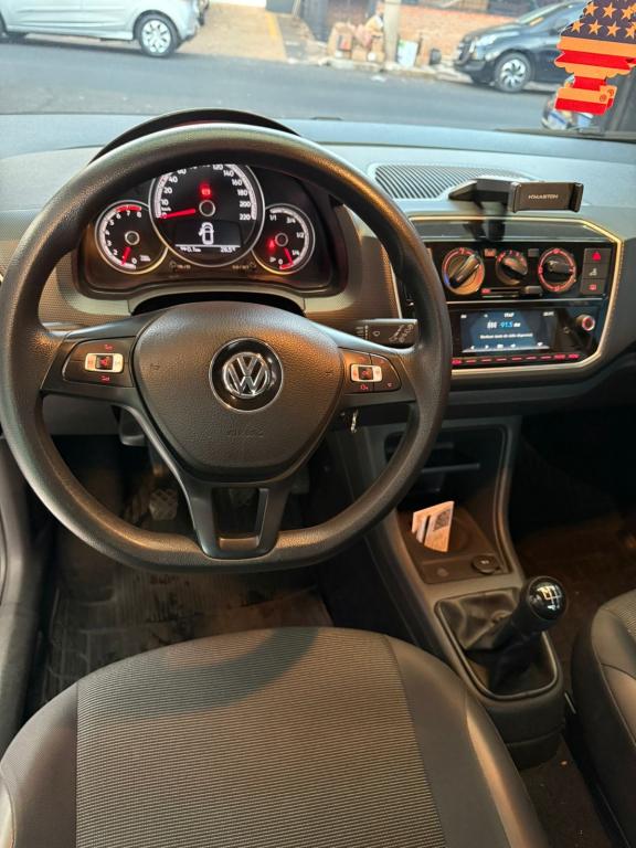 VOLKSWAGEN UP - Foto