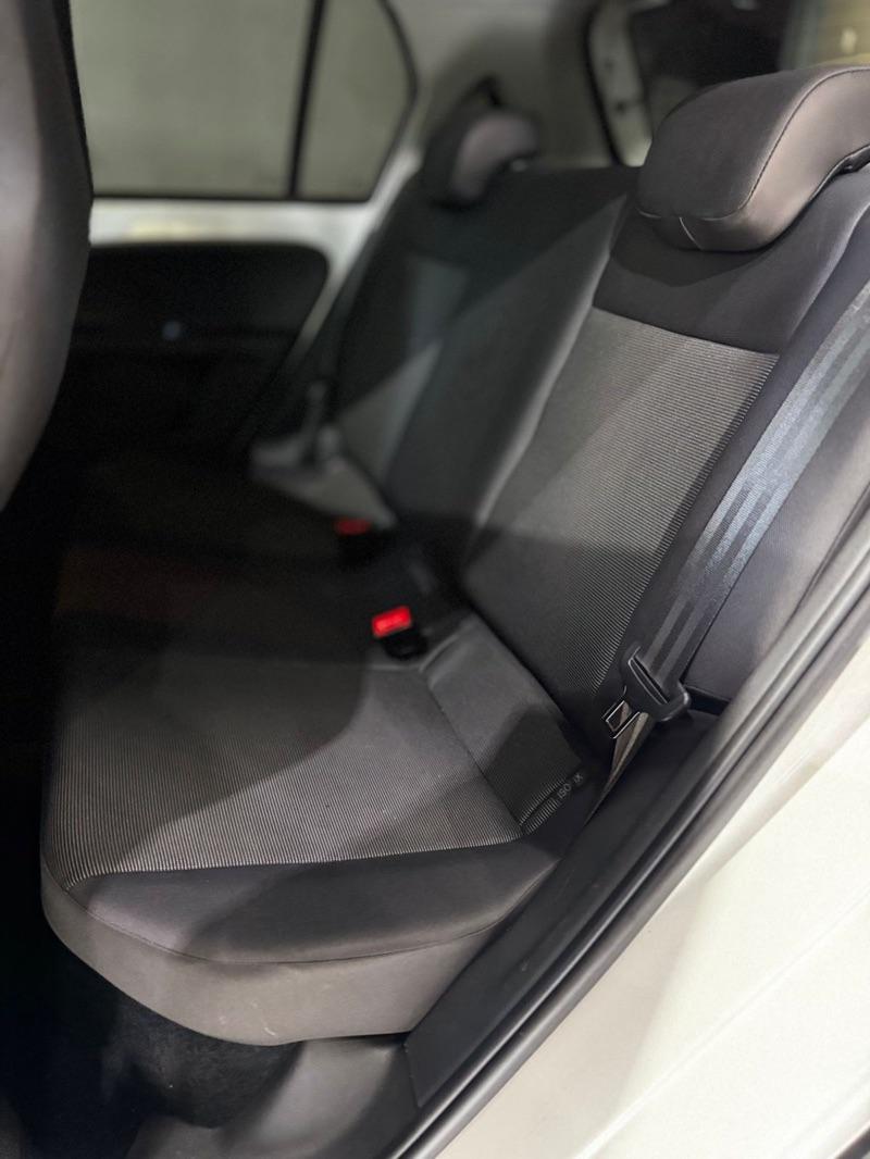 VOLKSWAGEN UP - Foto