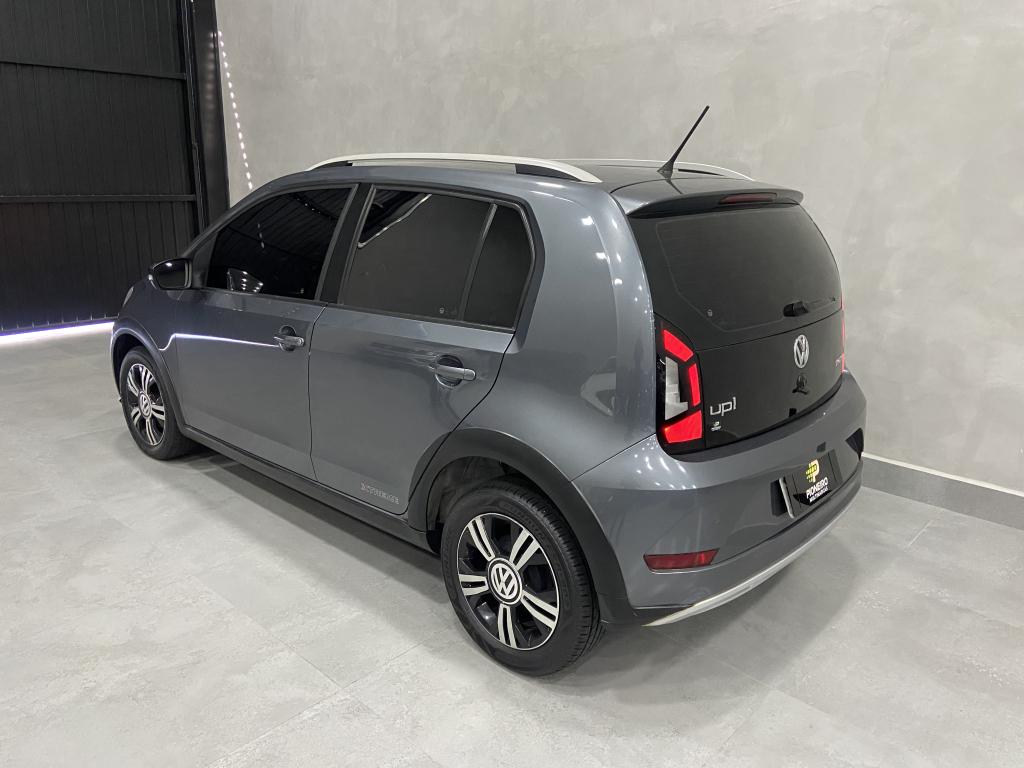 VOLKSWAGEN UP - Foto