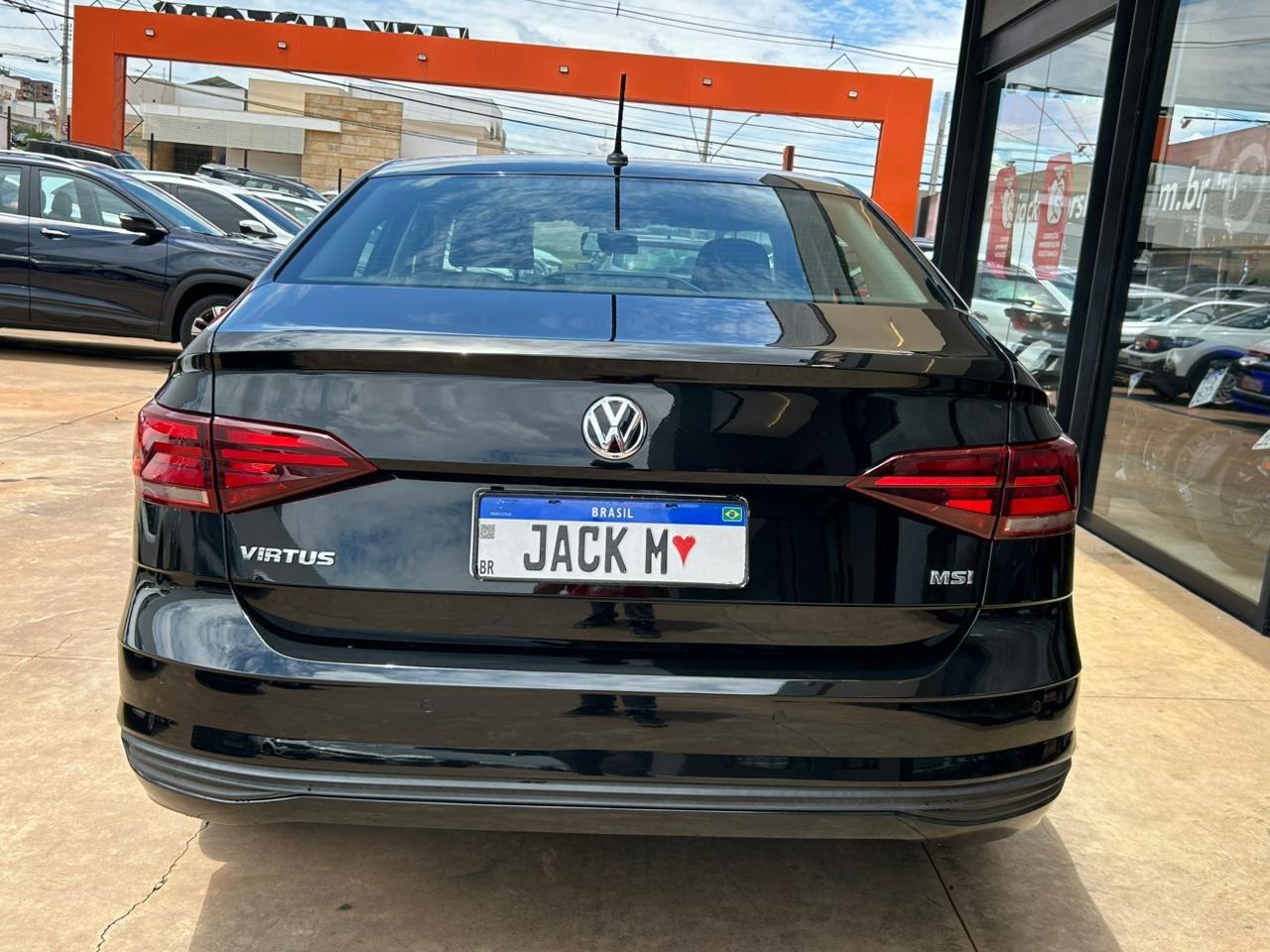 VOLKSWAGEN Virtus - Foto