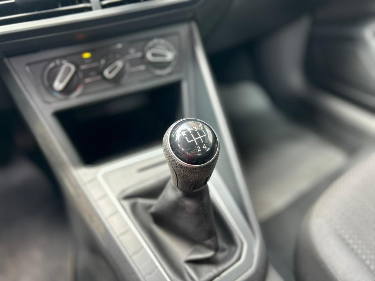 VOLKSWAGEN Virtus - Foto