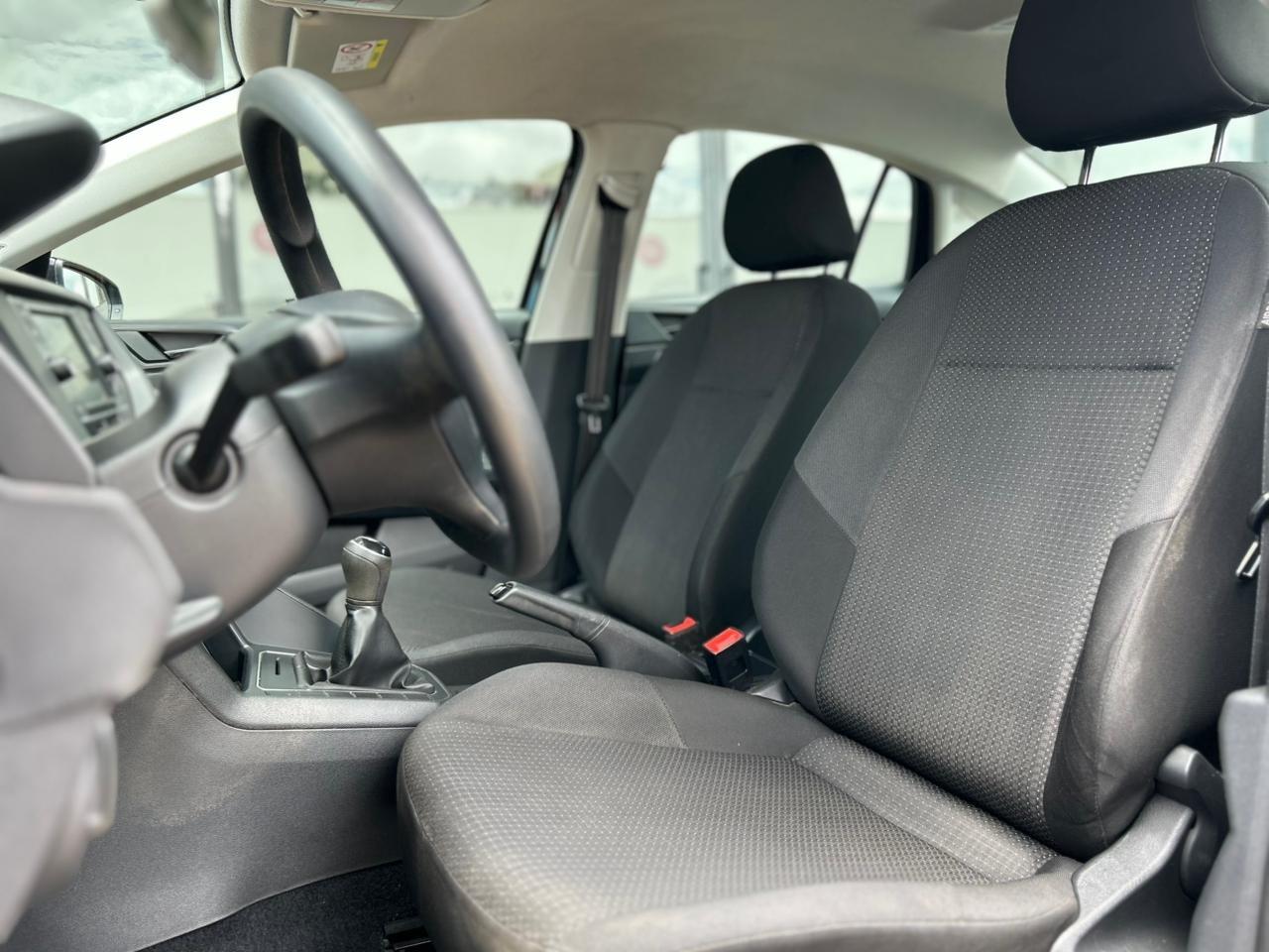 VOLKSWAGEN Virtus - Foto