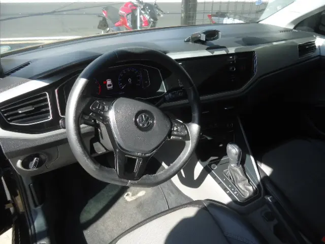 VOLKSWAGEN Virtus - Foto