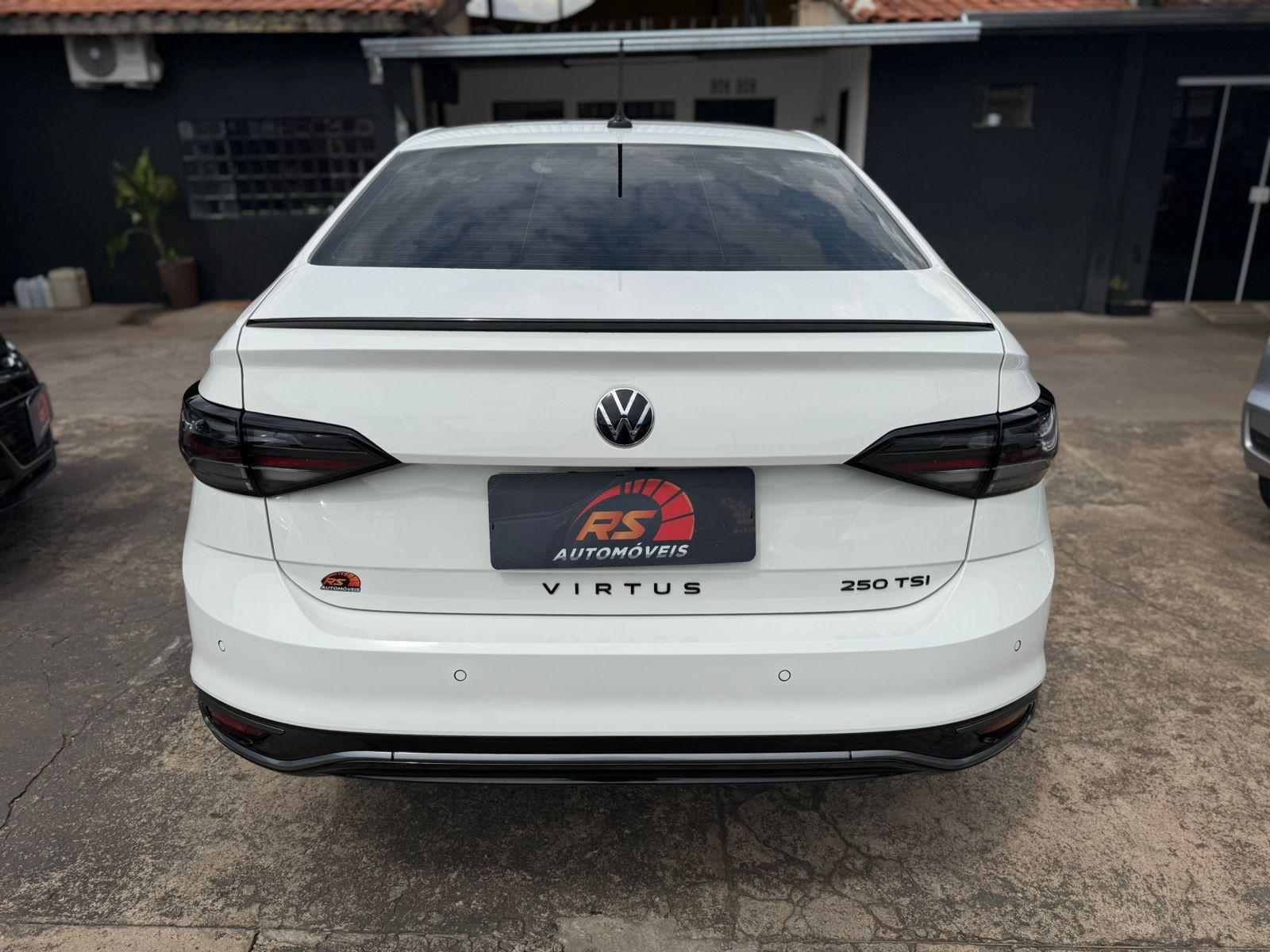 VOLKSWAGEN Virtus - Foto