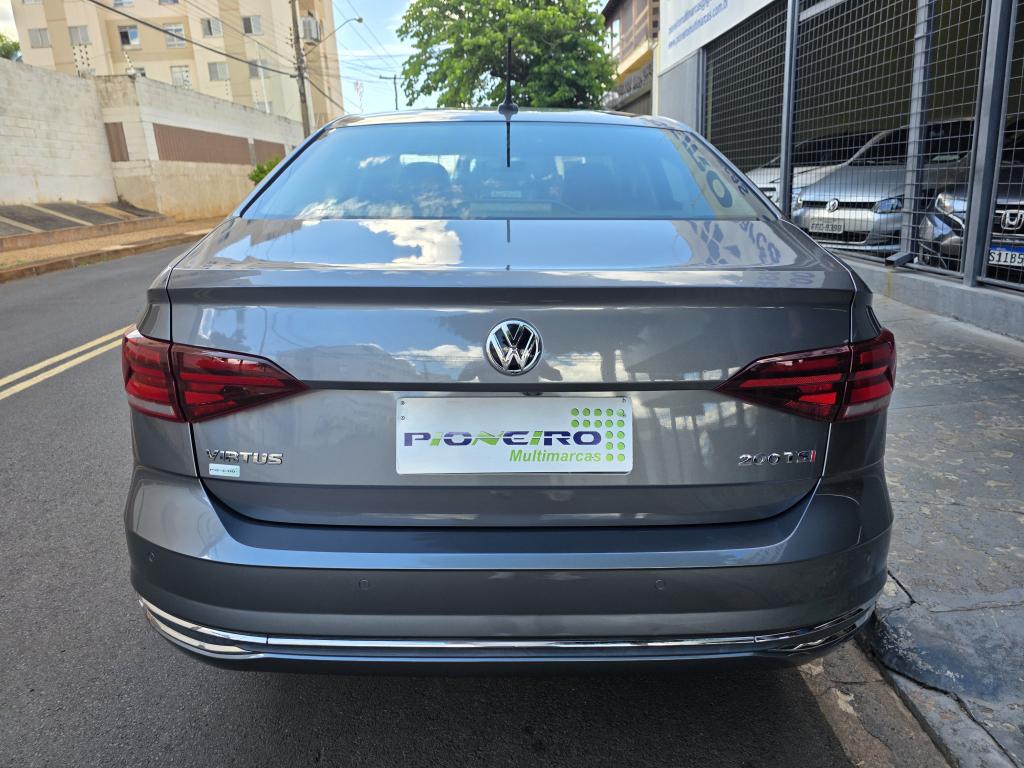 VOLKSWAGEN Virtus - Foto