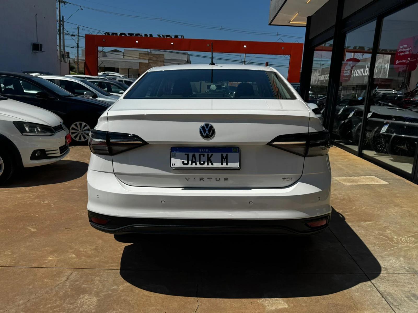 VOLKSWAGEN Virtus - Foto