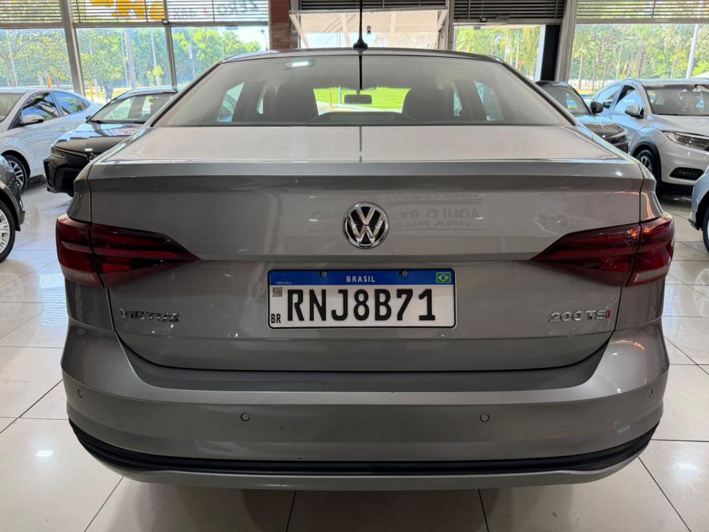 VOLKSWAGEN Virtus - Foto