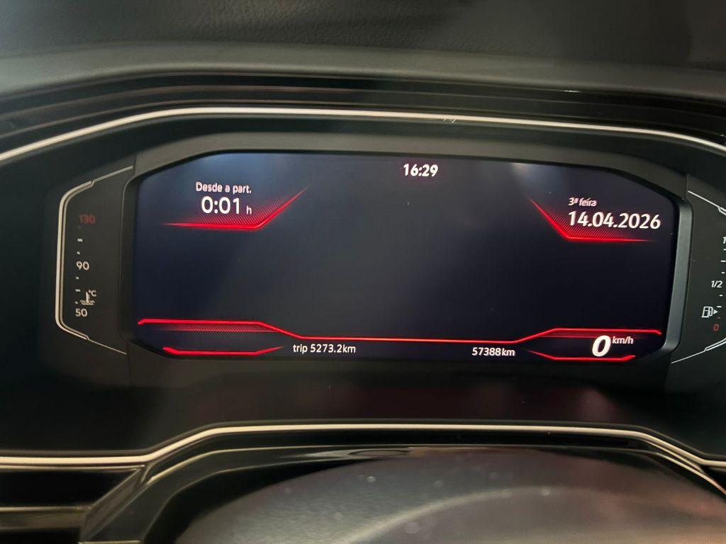 VOLKSWAGEN Virtus - Foto