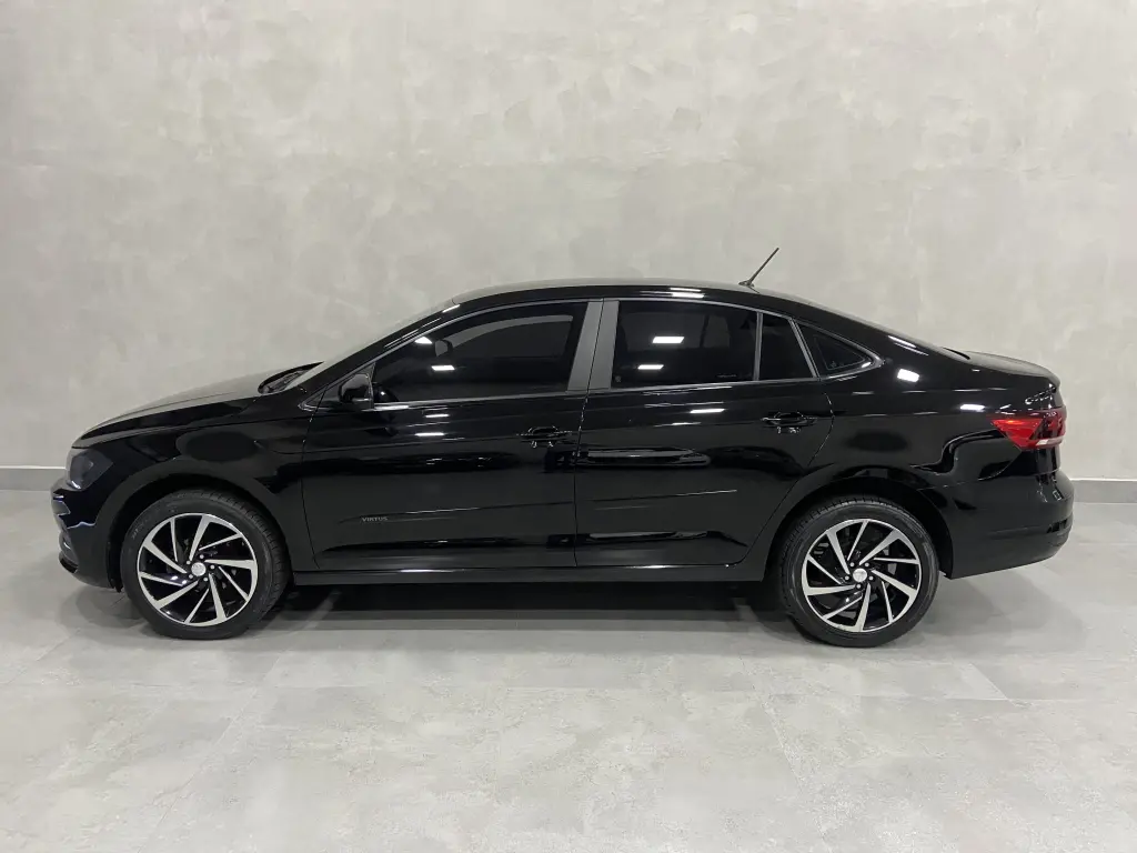 VOLKSWAGEN Virtus - Foto