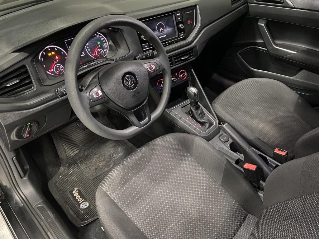 VOLKSWAGEN Virtus - Foto