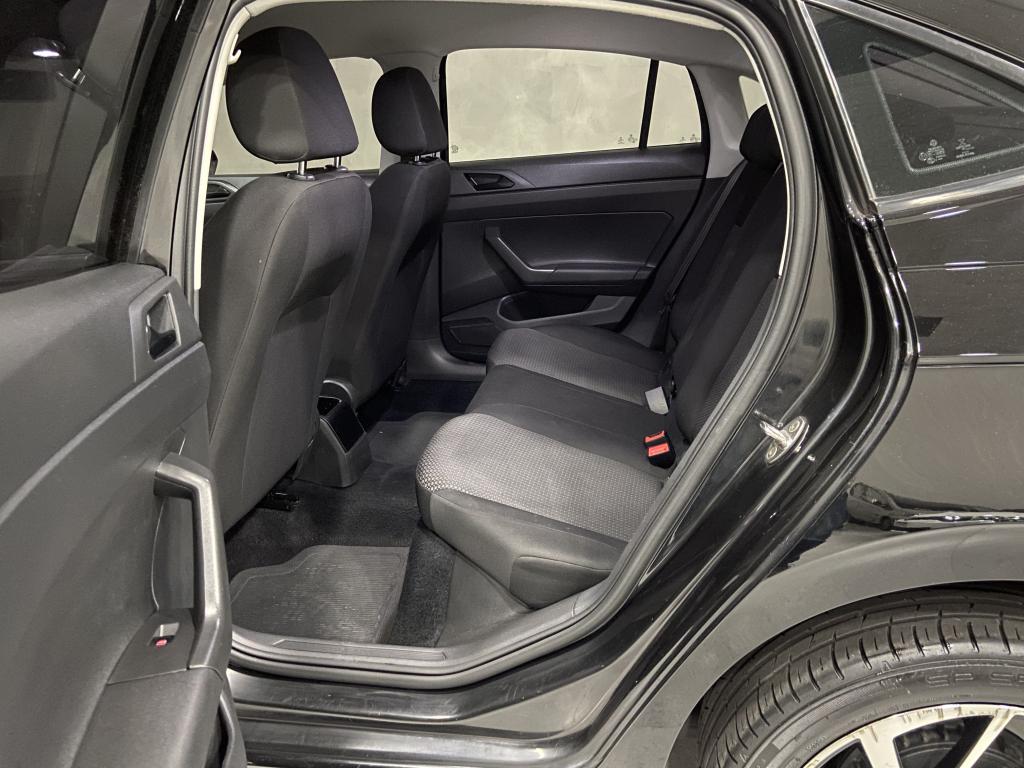 VOLKSWAGEN Virtus - Foto