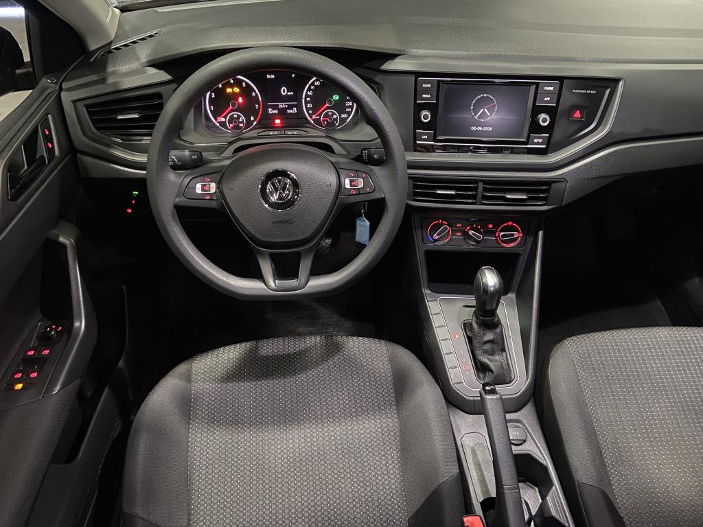 VOLKSWAGEN Virtus - Foto