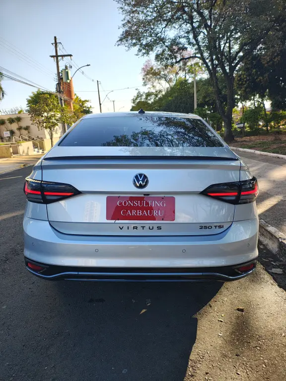 VOLKSWAGEN Virtus - Foto