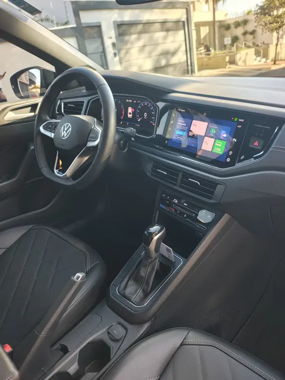 VOLKSWAGEN Virtus - Foto