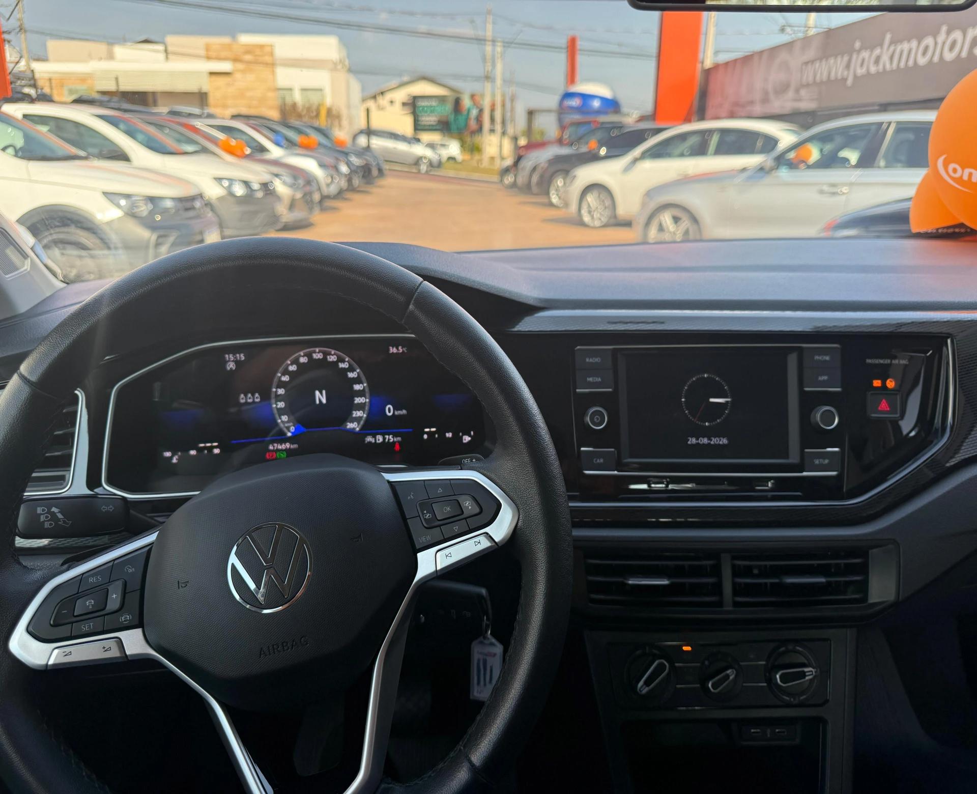 VOLKSWAGEN Virtus - Foto