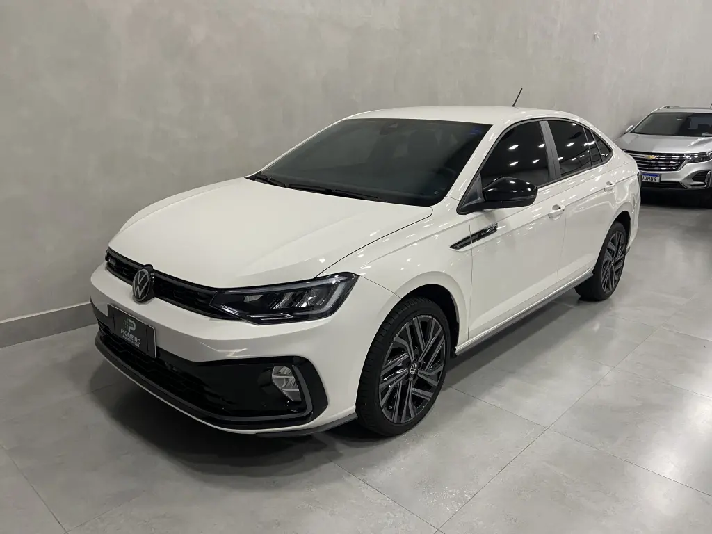 VOLKSWAGEN Virtus