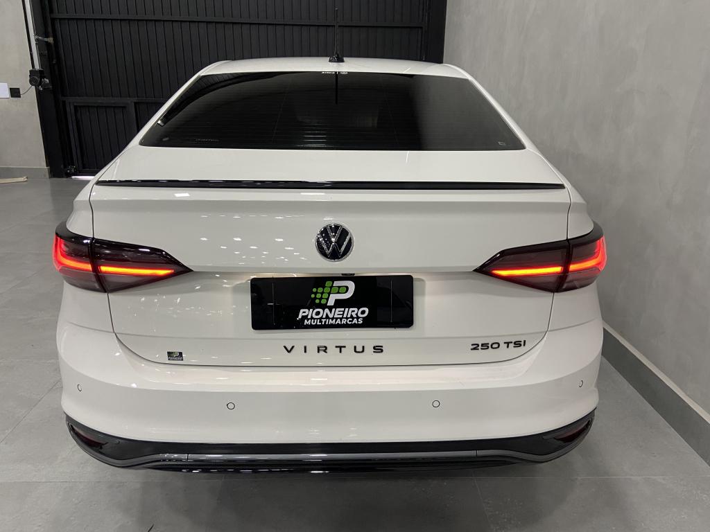 VOLKSWAGEN Virtus - Foto