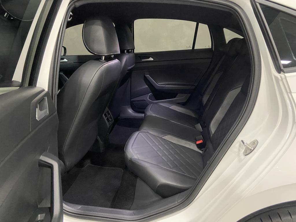 VOLKSWAGEN Virtus - Foto