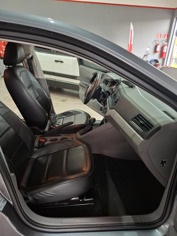 VOLKSWAGEN Virtus - Foto