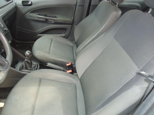 VOLKSWAGEN Voyage - Foto