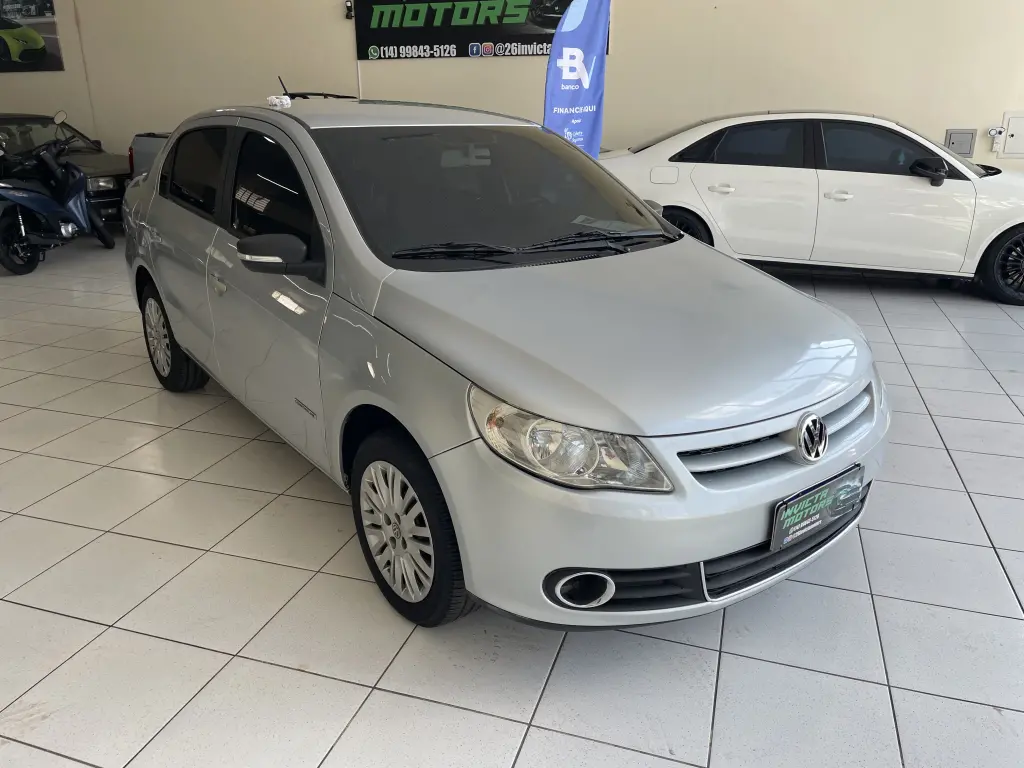 VOLKSWAGEN Voyage - Foto