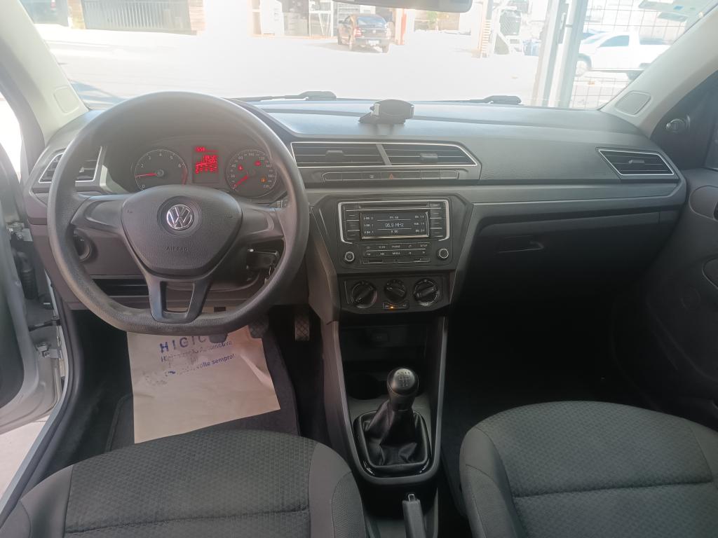 VOLKSWAGEN Voyage - Foto