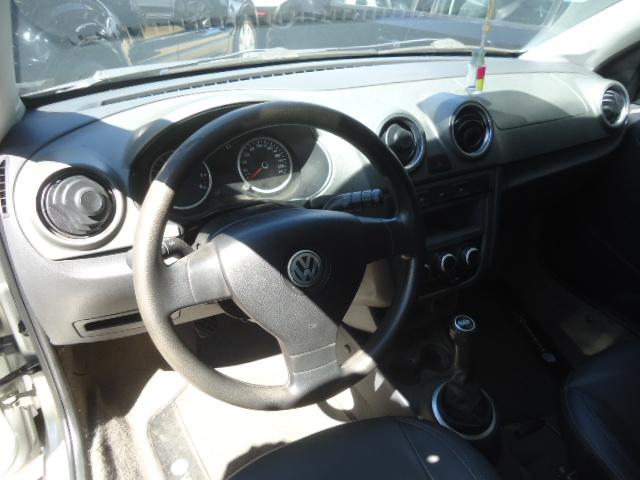 VOLKSWAGEN Voyage - Foto