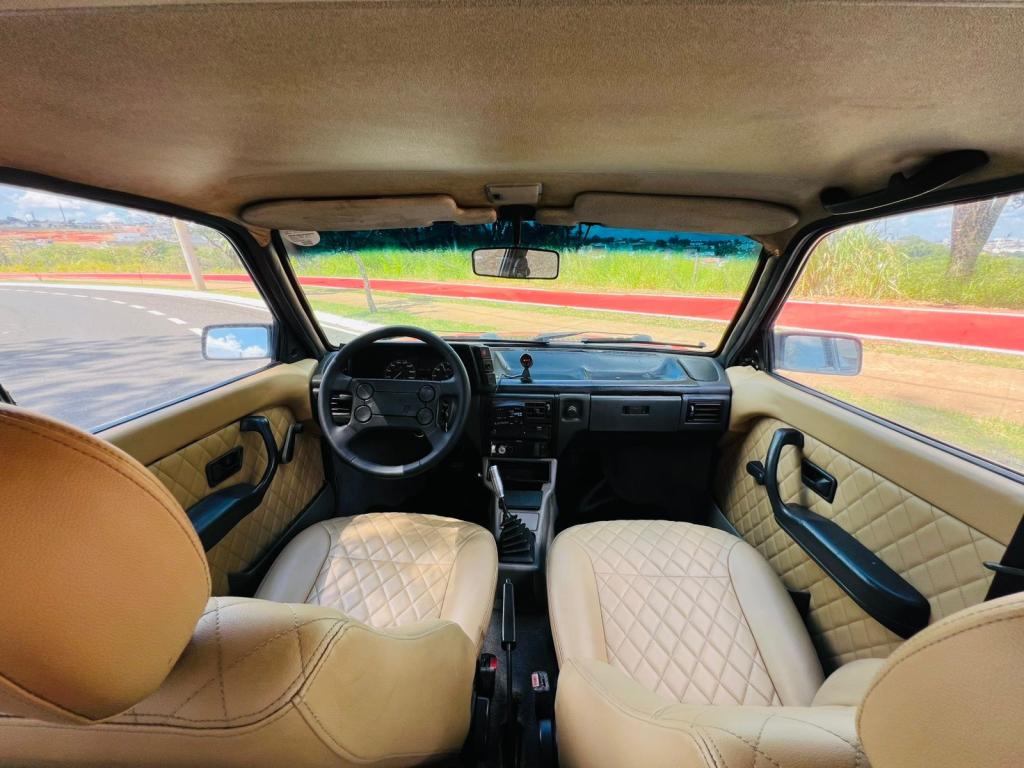 VOLKSWAGEN Voyage - Foto