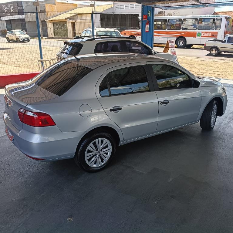 VOLKSWAGEN Voyage - Foto