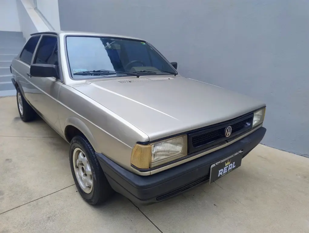 VOLKSWAGEN Voyage