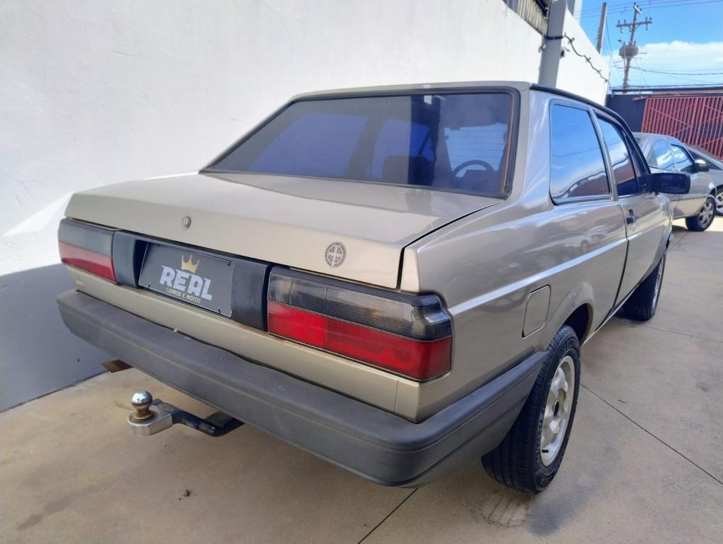 VOLKSWAGEN Voyage - Foto