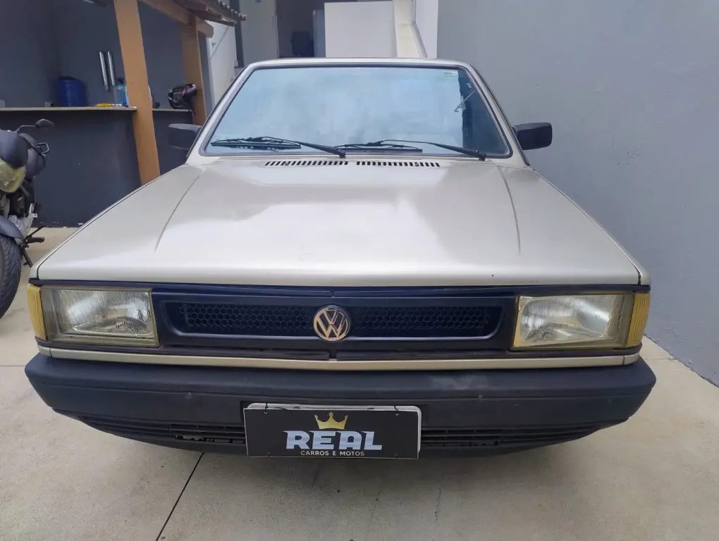 VOLKSWAGEN Voyage - Foto