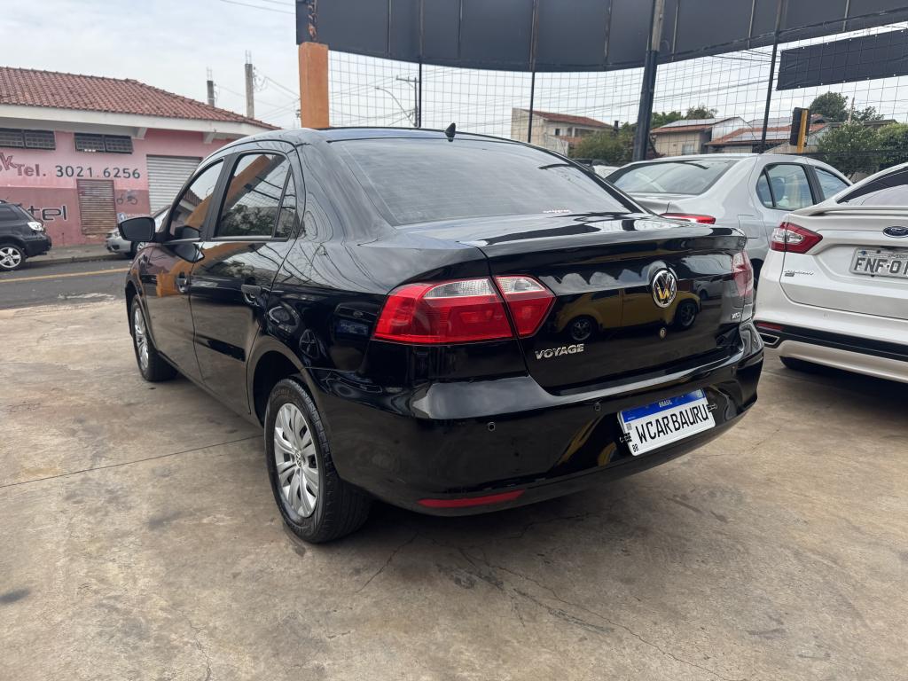 VOLKSWAGEN Voyage - Foto